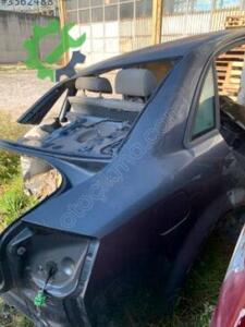 AUDİ A4 SAĞ ARKA ÇAMURLUK ORJİNAL ÇIKMA
