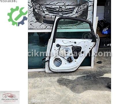 Audi A4 Sağ Arka Kapı çıkma parça