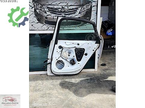 Audi A4 Sağ Arka Kapı çıkma parça