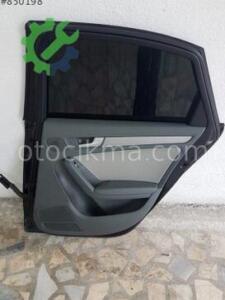 AUDİ A4 SAĞ ARKA KAPI DÖŞEMESİ 2014