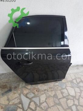Audi A4 Sağ Arka Kapı çıkma parça