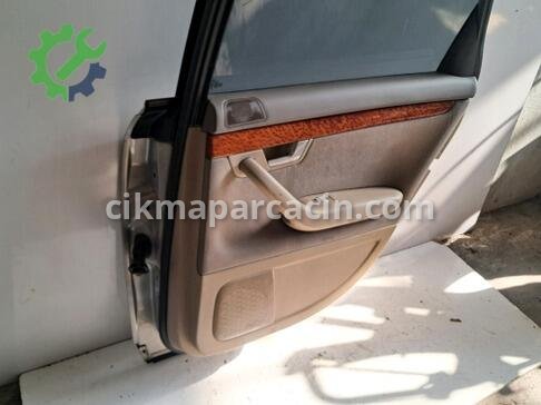 Audi A4 Sağ Arka Kapı çıkma parça