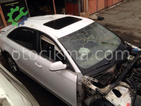 Audi A4 Sağ Ön Kapı çıkma parça