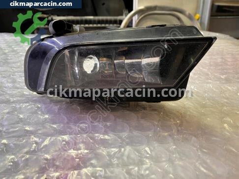 Audi A4 Sağ Sis Farı çıkma parça
