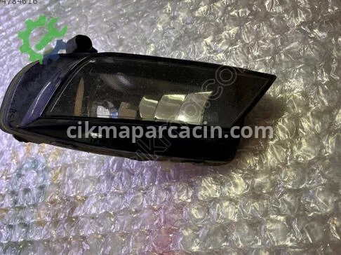 Audi A4 Sağ Sis Farı 8K0941700 çıkma parça