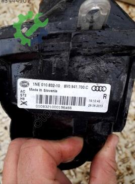 Audi A4 Sağ Sis Farı çıkma parça