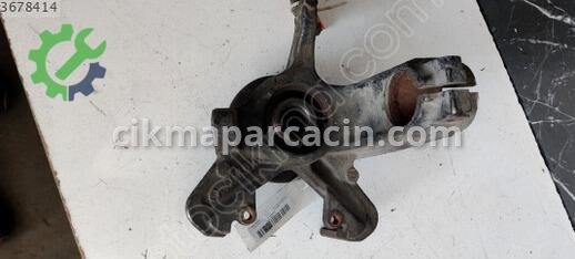 Audi A4 Sağ Taşıyıcı çıkma parça