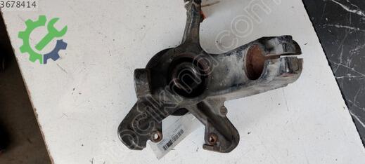 Audi A4 Sağ Taşıyıcı çıkma parça
