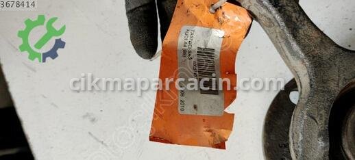 Audi A4 Sağ Taşıyıcı çıkma parça