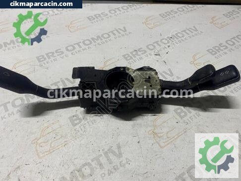 Audi A4 Sinyal Kolu çıkma parça