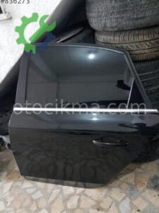 Audi A4 Sol arka dış kapı kolu hatasız orjinal çıkma
