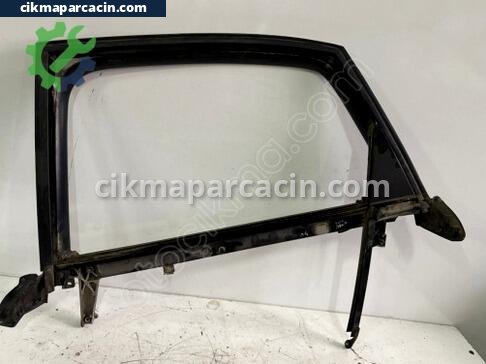 Audi A4 Kapı Direği çıkma parça