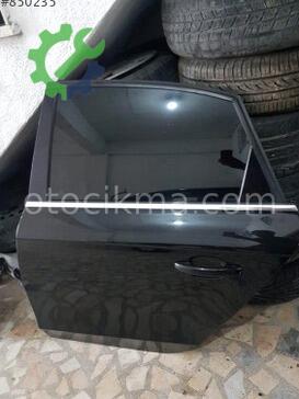 Audi A4 Sol Arka Kapı çıkma parça