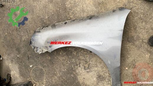 Audi A4 Sol Ön Çamurluk çıkma parça