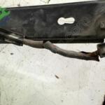AUDİ A4 SOL ÖN KAPI CAM KRİKOSU