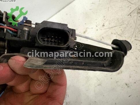 Audi A4 Sol Ön Kapı Kilidi çıkma parça