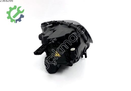 Audi A4 Xenon Far 8W0941044 çıkma parça