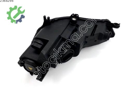Audi A4 Xenon Far 8W0941044 çıkma parça