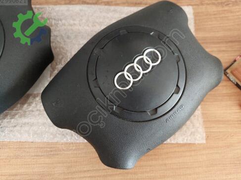 Audi 80 Serisi Direksiyon Airbag 8L0880201H çıkma parça