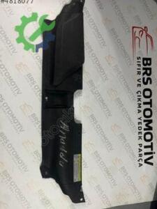 AUDI A5 2012 2017 ÖN PANEL ÜST PLASTİK 8T0807081B