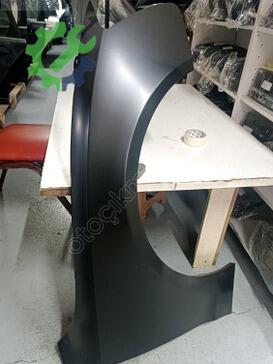 Audi A5 Sağ Çamurluk çıkma parça