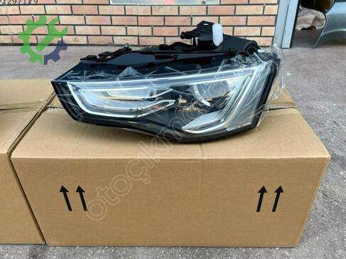 Audi A5 Sağ Ön Far 8T0941043 çıkma parça