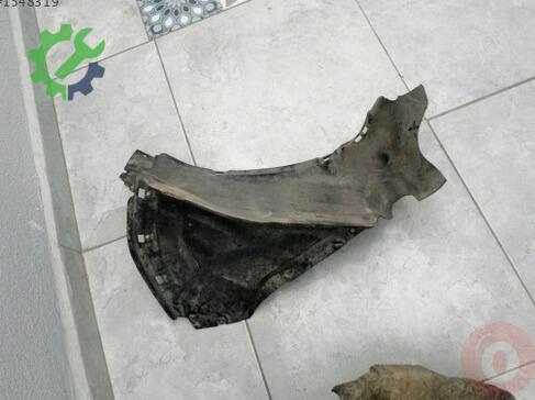 Audi A5 Davlumbaz 8W6853887 çıkma parça