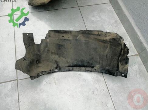Audi A5 Davlumbaz 8W6853887 çıkma parça