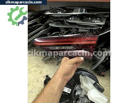 Audi A5 Tavan Lambası çıkma parça
