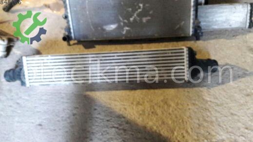 Audi A5 Intercooler Radyatörü çıkma parça