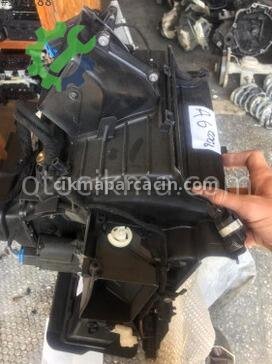 Audi A6 Kalorifer Kutusu çıkma parça
