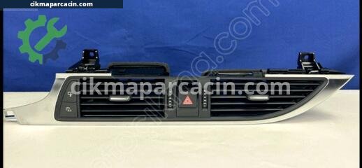 Audi A6 Kalorifer Izgarası çıkma parça