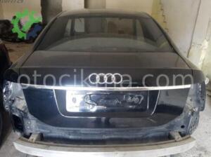 Audi A6 Bagaj Arması Hatasız Orjinal Çıkma