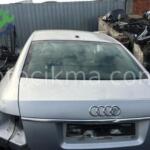 Audi A6 bagaj camı hatasız orjinal çıkma