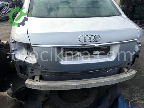 Audi A6 Bagaj çıkma parça