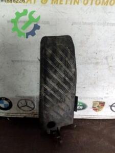 AUDİ A6 C5 AYAK DİNLENDİRME PLASTİĞİ