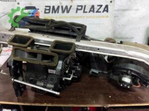 AUDİ A6 C5 KLİMA KALORİFER KUTUSU KAZANI GÖĞÜS DEMİRİ