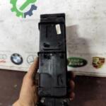 AUDİ A6 C5 ORTA KONSOL ALT CEPLİK