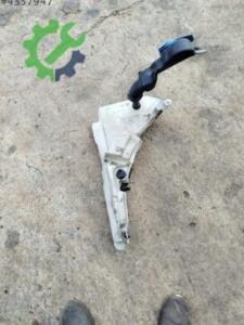 Audi A6 cam suyu bidonu