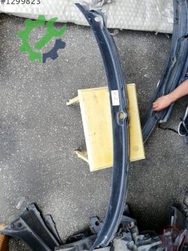 Audi A6 Ön Cam Izgarası çıkma parça