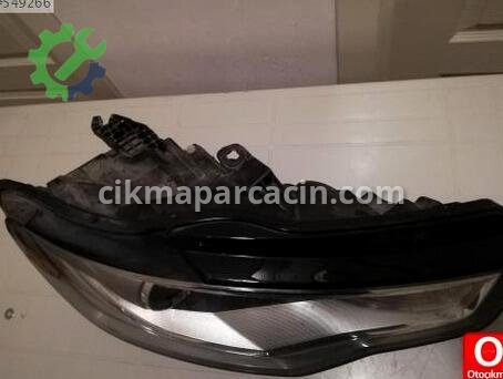 Audi A6 Sağ Ön Far çıkma parça