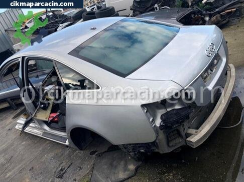 Audi A6 Sol Arka Çamurluk çıkma parça