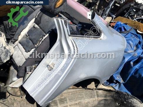 Audi A6 Sol Arka Çamurluk çıkma parça