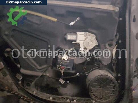 Audi A6 Hoparlör çıkma parça