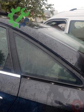 Audi A6 Sol Arka Kelebek Camı çıkma parça