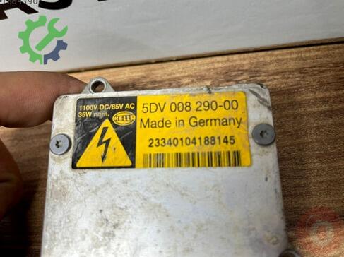 Audi A6 Far Beyni 5DV008290-00 çıkma parça