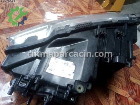 Audi A8 Sol Ön Far çıkma parça