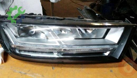 Audi A8 Sağ Ön Far çıkma parça