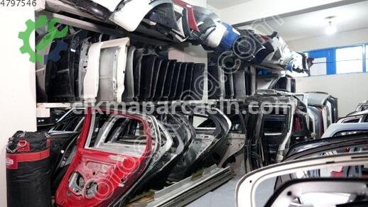 Audi A8 Kulak 4D0199381AF çıkma parça