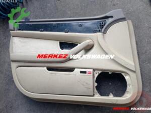 AUDİ - A8 / SOL ÖN KAPI DÖŞEMESİ (4E0868015)
